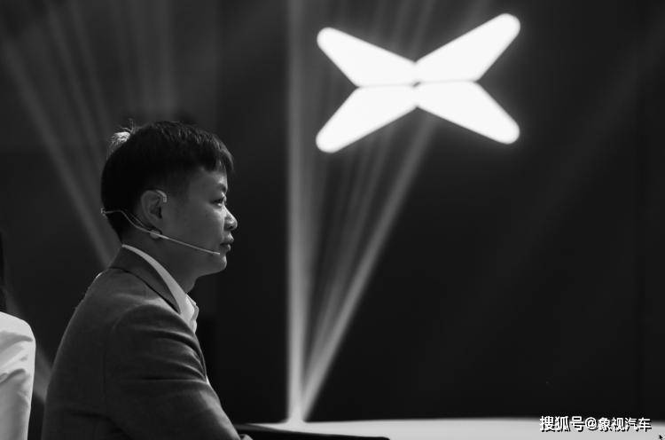 蓝莓外汇平台测评黔西南州中级人民法院一审曝光开庭审理孟德峰受贿一案